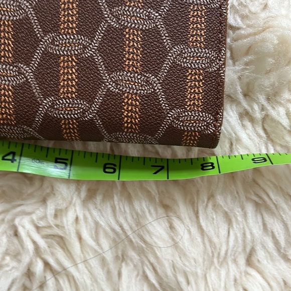 NWT Crosslace leather wristlet,lacrosse weave print leather and natural leather - Picture 11 of 11